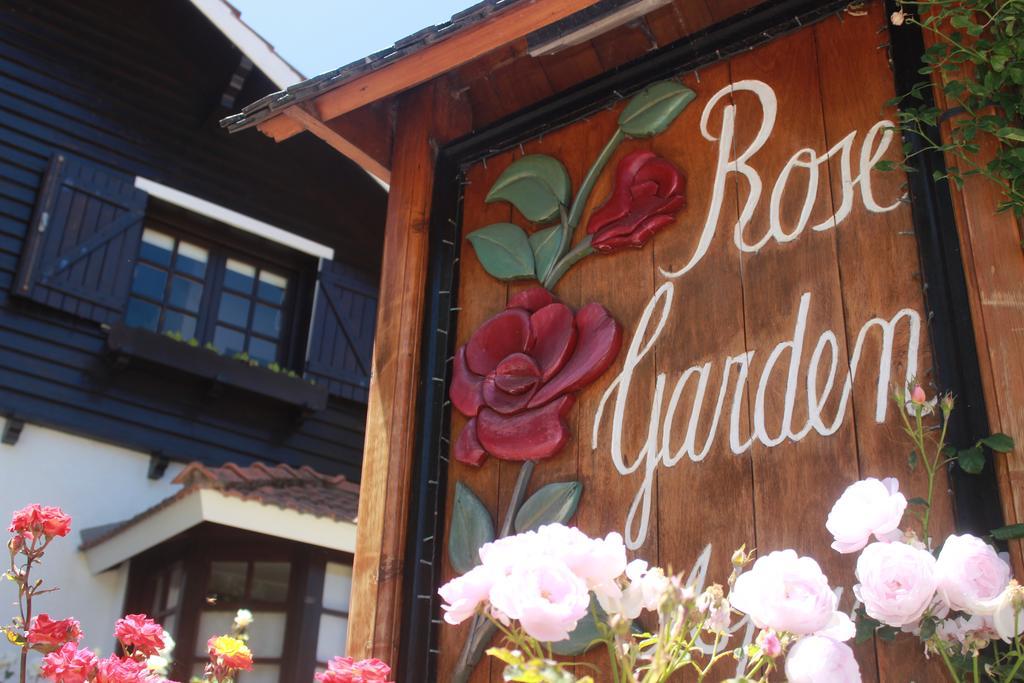 Apart Rose Garden San Martin de los Andes Exterior photo